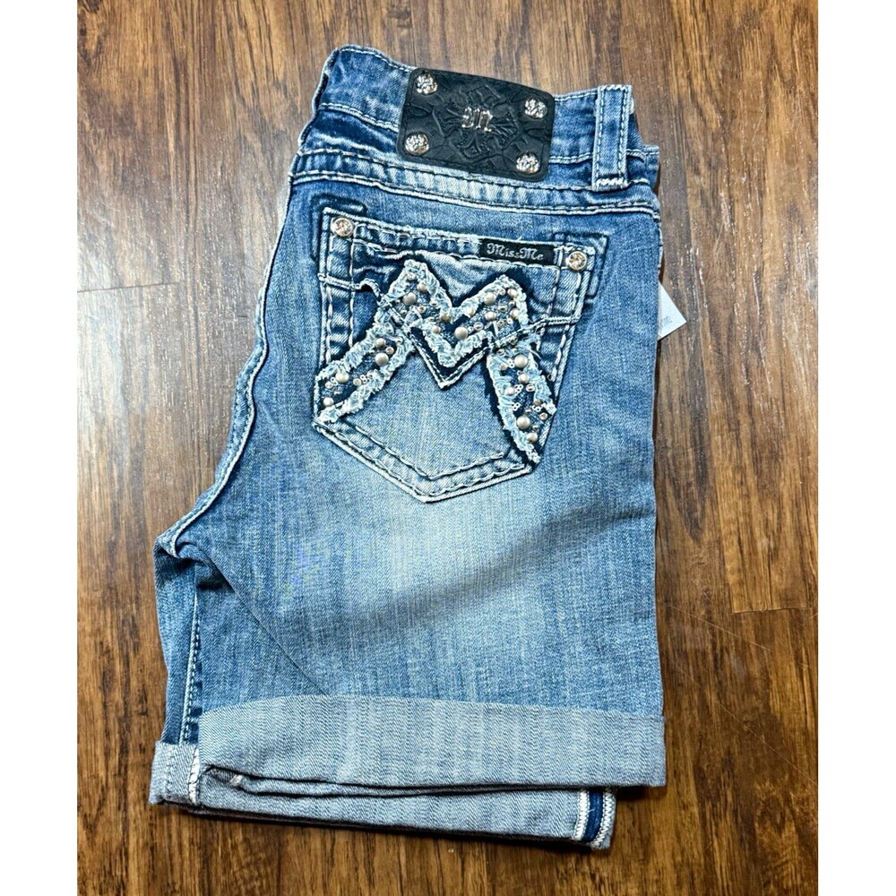 Miss Me Women’s Denim Shorts Size 27 Boyfriend Relaxed Medium Wash Rhinestone